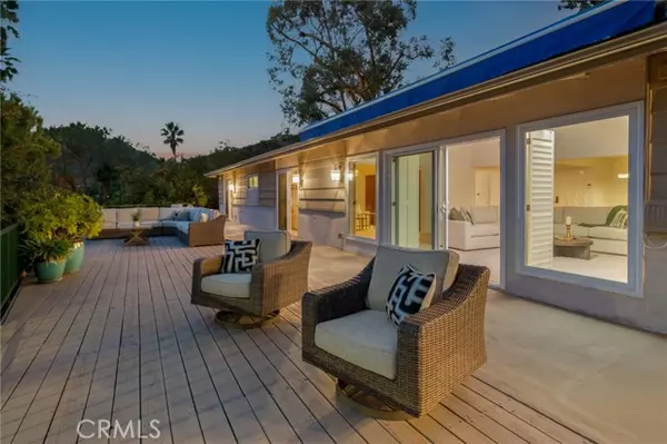 1660 Ferrari DR, Beverly Hills, CA 90210