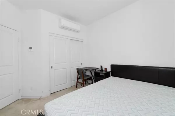 Chino, CA 91708,8417 Explorer St