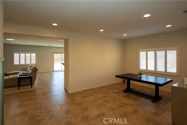 Adelanto, CA 92301,11071 Sundial