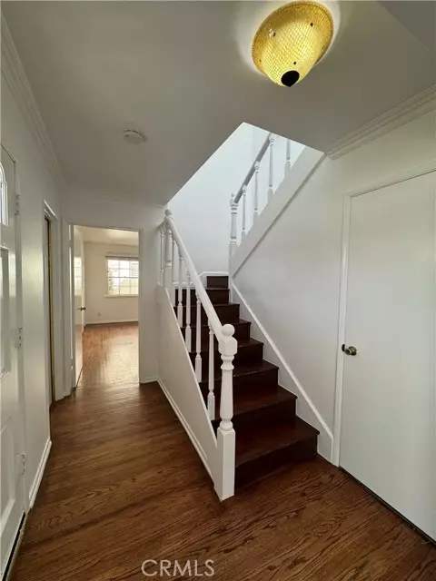 Los Angeles, CA 91436,4918 Haskell AVE