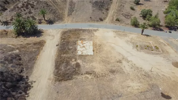 Lake Elsinore, CA 92530,1 Palm Dr