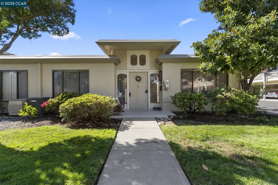 2017 Pine Knoll Dr 4, Walnut Creek, CA 94595