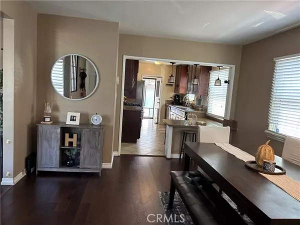 Lakewood, CA 90713,4528 Hackett