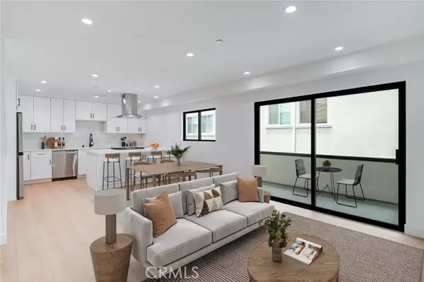 Santa Monica, CA 90401,1334 9th ST 2