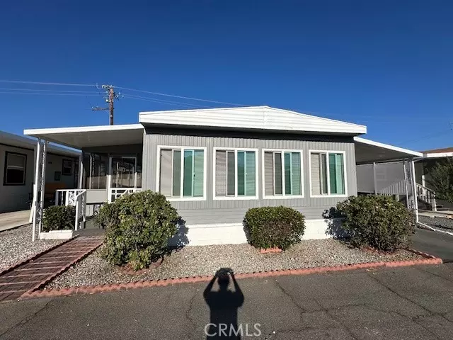 Hemet, CA 92544,880 N Lake Street 53