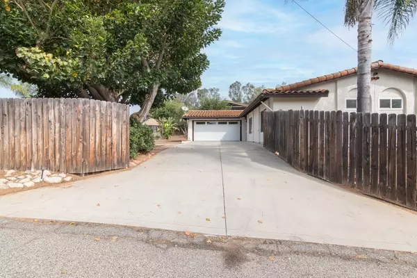 Fallbrook, CA 92028,1158 Mcdonald