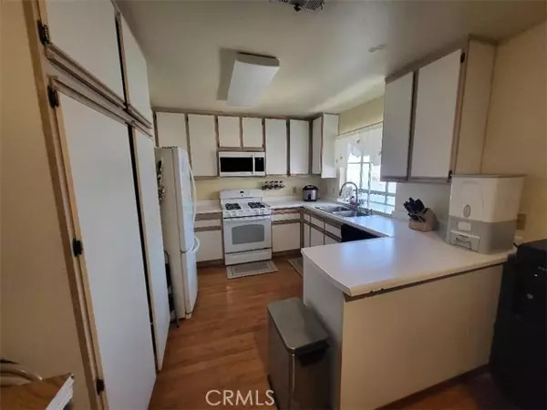 Banning, CA 92220,1354 N Hermosa AVE
