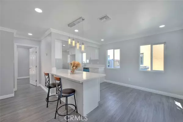 San Bernardino, CA 92404,2048 Belle st