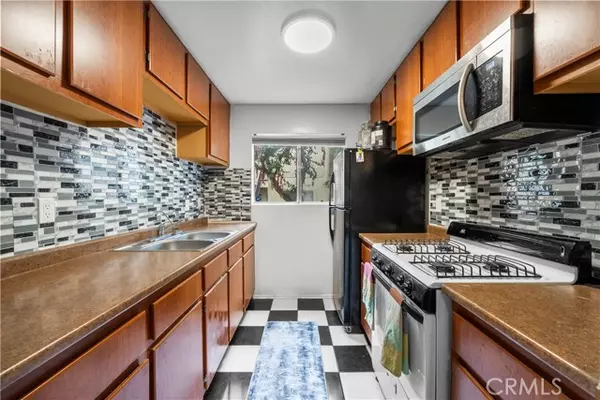 Sylmar, CA 91342,13080 Dronfield AVE 58