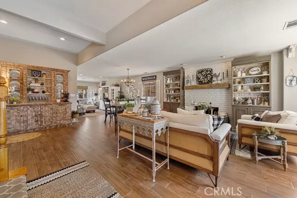 Long Beach, CA 90815,6241 E Vernon