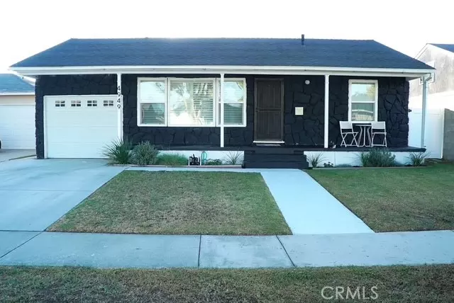 4949 Hersholt Ave, Lakewood, CA 90712