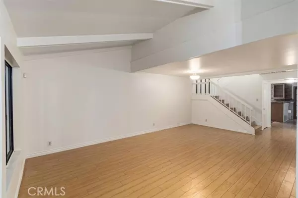 Canoga Park, CA 91304,8540 De Soto AVE 49