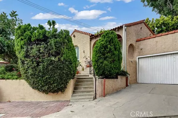 Los Angeles, CA 90027,4221 Hazel Kirk DR