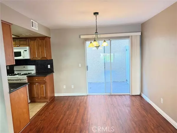 Pasadena, CA 91106,77 N MICHIGAN AVE 3