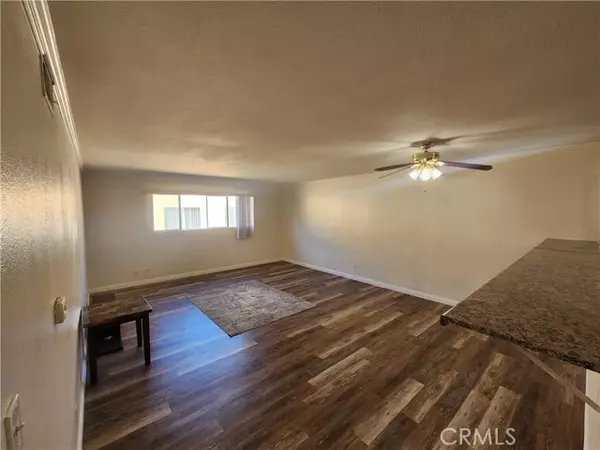 Van Nuys, CA 91405,14006 Vanowen