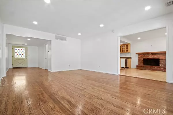 Burbank, CA 91506,510 S Sparks