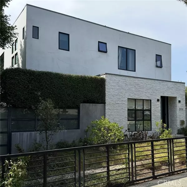 2131 Virginia AVE, Santa Monica, CA 90404