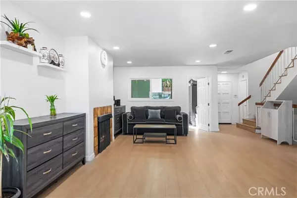 Monterey Park, CA 91755,527 Pomelo AVE E
