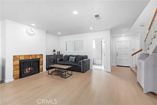 Monterey Park, CA 91755,527 Pomelo AVE E