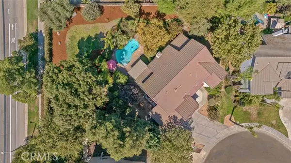 Visalia, CA 93277,6030 W Country CT