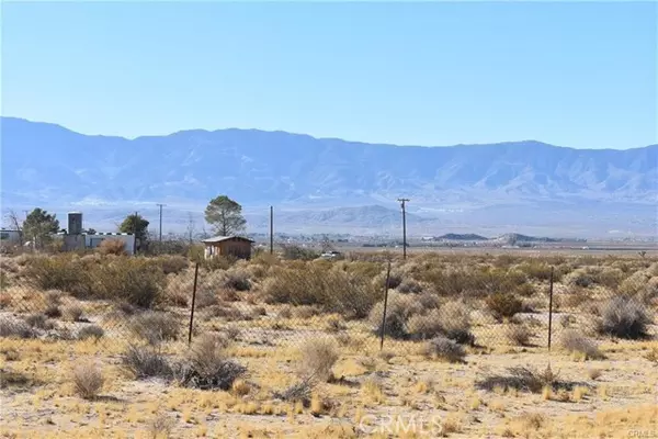 Lucerne Valley, CA 92356,1 Hobart Rd & Camp Rock