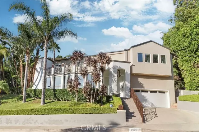 7923 Electra DR, Los Angeles, CA 90046