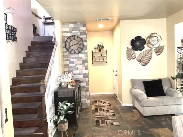 Canyon Country, CA 91387,15717 Alia CT