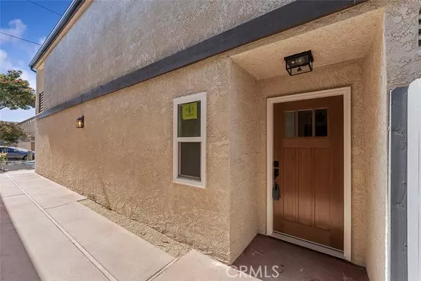 Lawndale, CA 90260,15016 Firmona