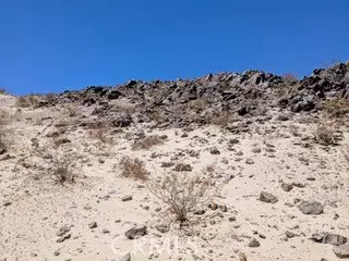 Twentynine Palms, CA 92277,5228 Pine Springs AVE