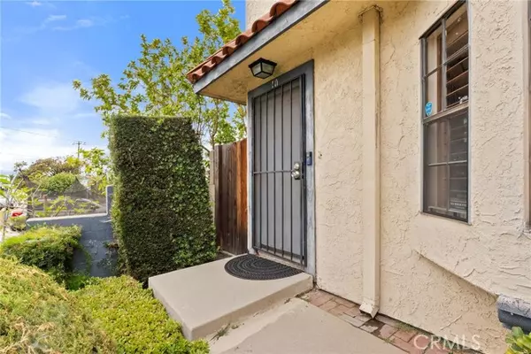 La Habra, CA 90631,405 W Mountain View APT 10