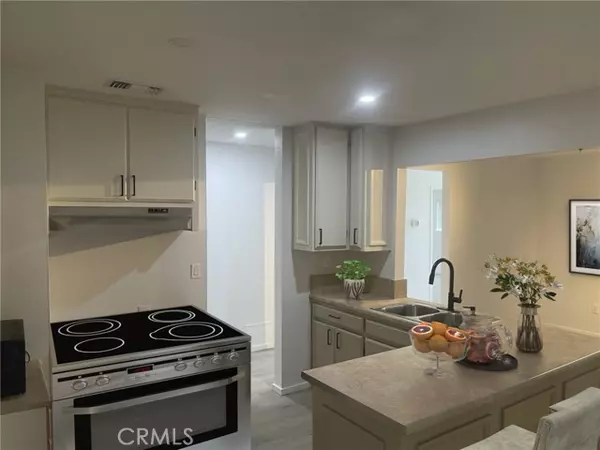 Redlands, CA 92374,1233 1233 Lawton