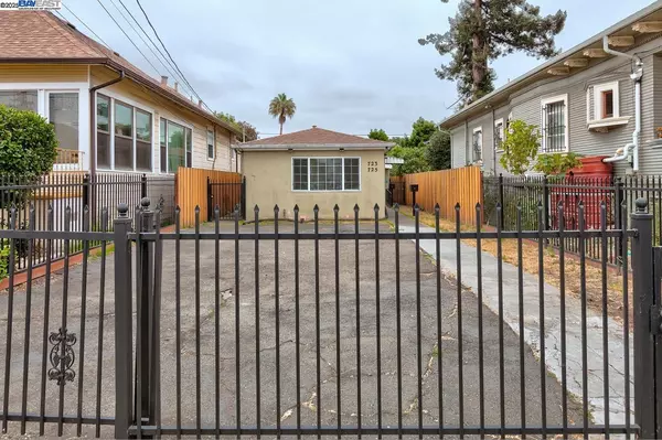 Oakland, CA 94609,723 Apgar St