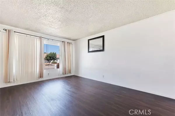 Compton, CA 90220,2314 W Raymond ST