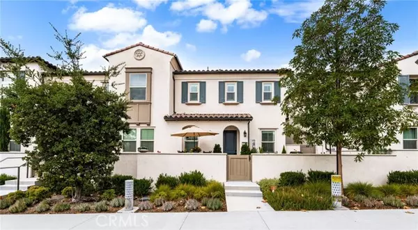 Claremont, CA 91711,1419 N Indian Hill BLD