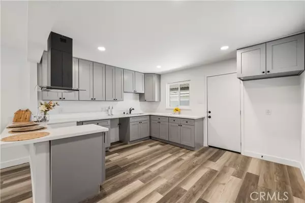 Rialto, CA 92376,109 S Joyce AVE