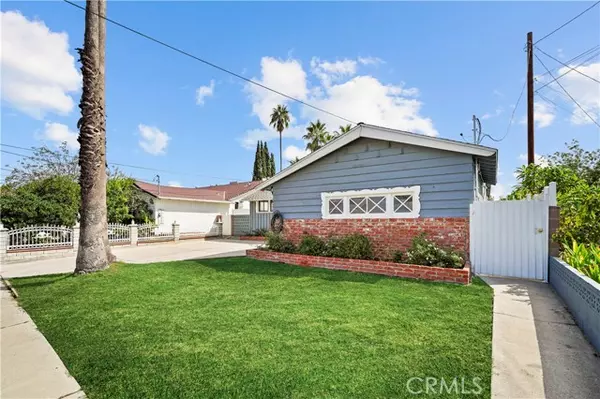 North Hollywood, CA 91605,7570 Bluebell AVE