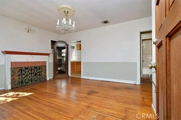 Burbank, CA 91505,1121 N Frederic ST