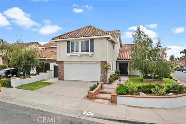 20400 Via Navarra, Yorba Linda, CA 92886