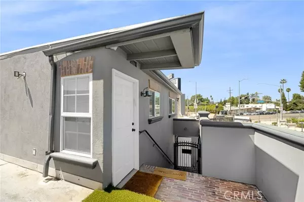 Van Nuys, CA 91401,6000 Woodman AVE A1