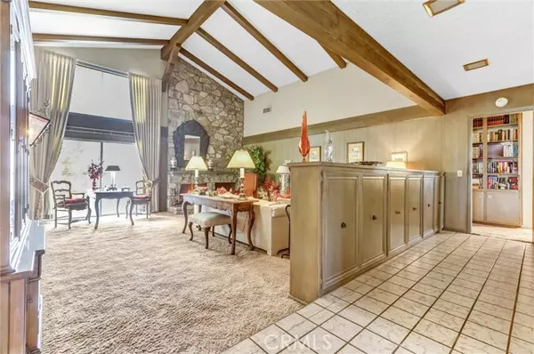 Tarzana, CA 91356,4817 Hermano DR