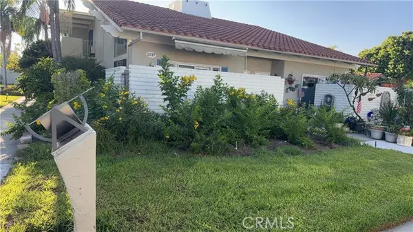 2037 Via Mariposa East C, Laguna Woods, CA 92637