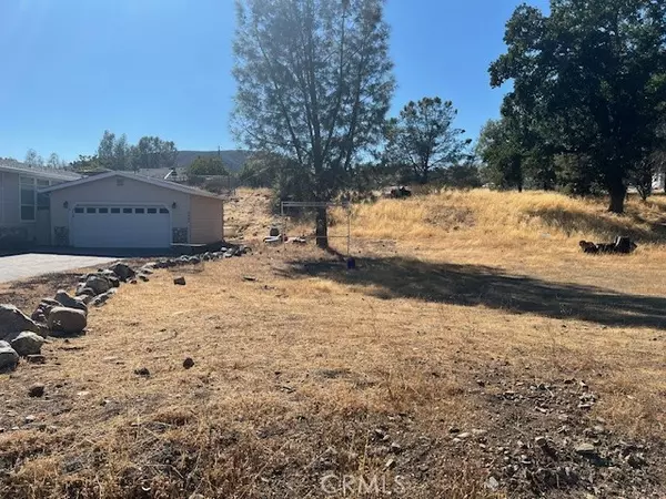 Clearlake Oaks, CA 95423,2928 Meadow Creek RD