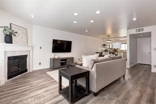 Sherman Oaks, CA 91423,14332 Dickens 10