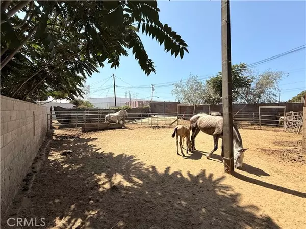 6950 Atlantic, Long Beach, CA 90805