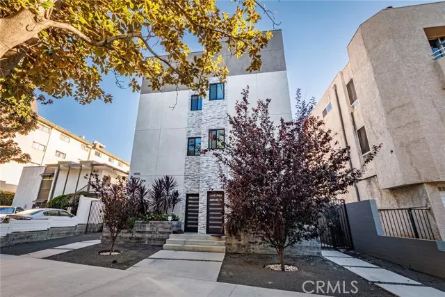 14944 Moorpark ST, Sherman Oaks, CA 91403