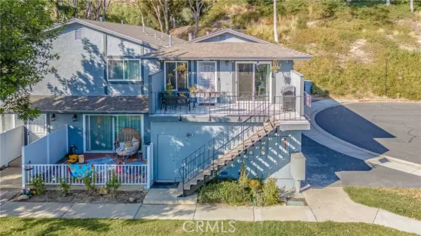 Yorba Linda, CA 92886,19816 White Spring 36