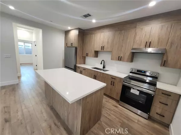 7126 Matilija, Van Nuys, CA 91405