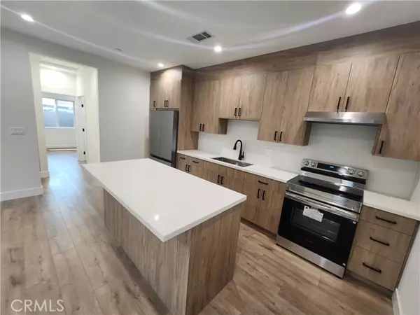7126 Matilija, Van Nuys, CA 91405