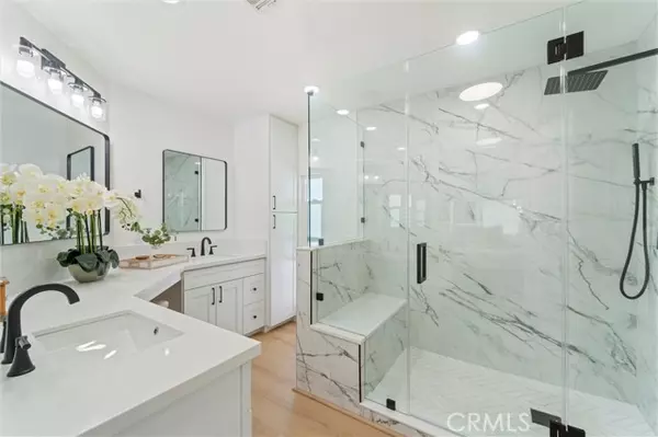 Lake Forest, CA 92630,24001 Muirlands BLD 329