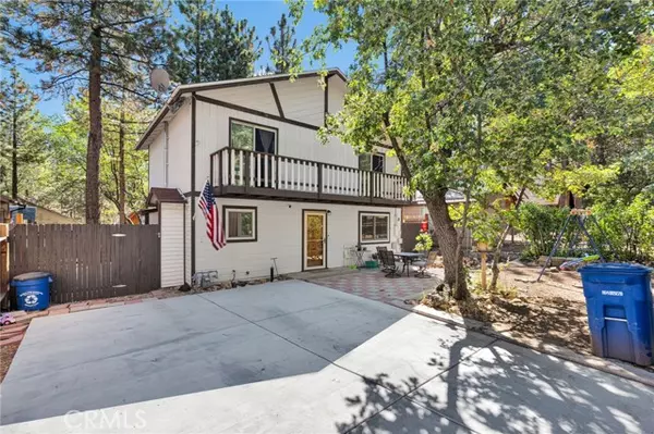 Sugarloaf, CA 92314,249 Cedar LN